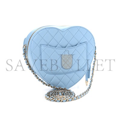 CHANEL CC IN LOVE HEART BAG 1013789 (18*17*4cm)
