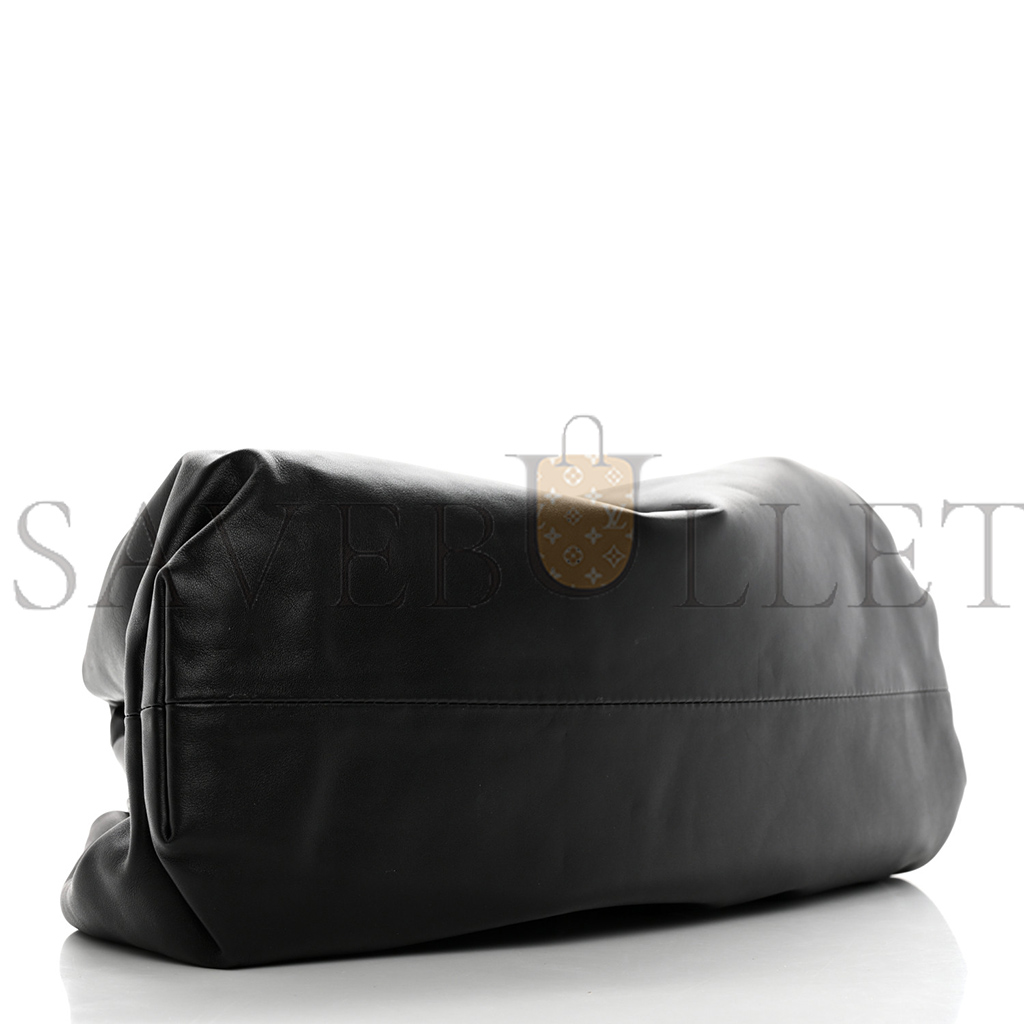 BOTTEGA VENETA SMOOTH BUTTER CALF THE POUCH OVERSIZED CLUTCH BLACK  (38*18*8cm)