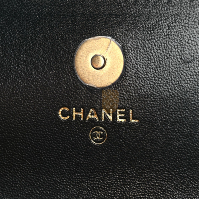 CHANEL LAMBSKIN QUILTED 19 FLAP PHONE HOLDER WITH CHAIN AP3067 B04852 94305 (17*10.5*3cm)