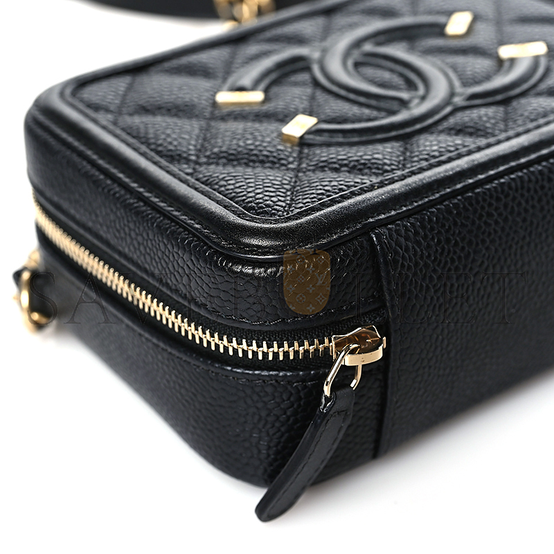 CHANEL CC FILIGREE VANITY CLUTCH WITH CHAIN BLACK A84452 (14*10*6cm)