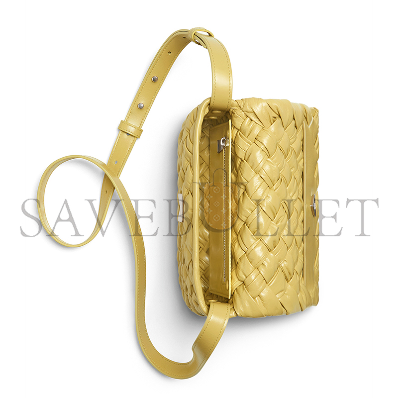 BOTTEGA VENETA SMALL RUMPLE MESSENGER 787113V4HO18755 (21*14*5cm) BOTTEGA VENETA SMALL RUMPLE MESSENGER 787113V4HO18755 (21*14*5cm)