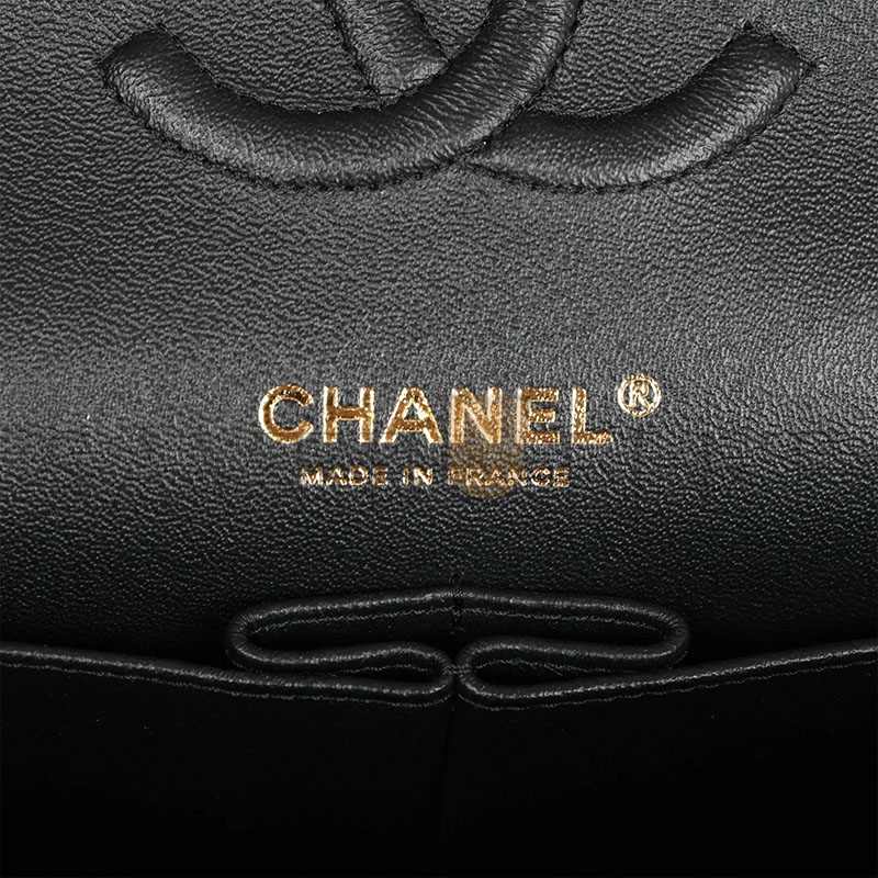 CHANEL PATENT CALFSKIN QUILTED MEDIUM CLASSIC FLAP 1300265 (25*15*7cm)