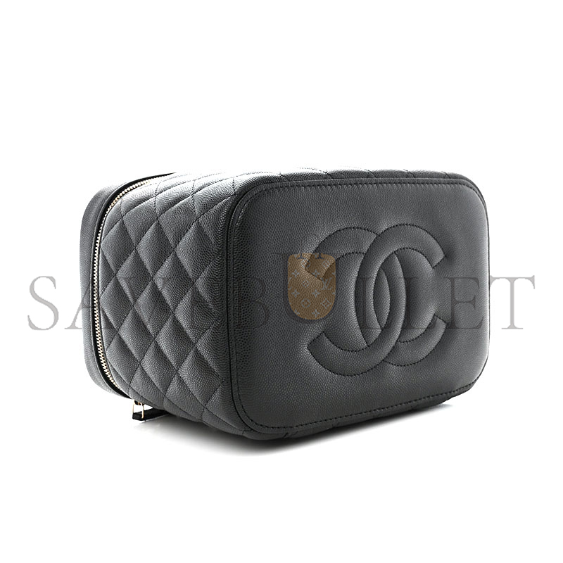 CHANEL CAVIAR QUILTED LARGE VANITY POUCH 1396375 (20*15*13cm)