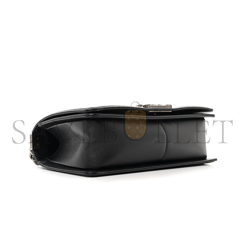 CHANEL MASTER CAVIAR QUILTED MEDIUM BOY FLAP A67086 (25*15*9cm)