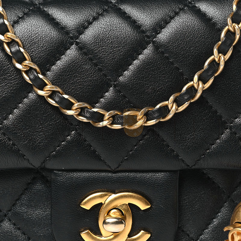 CHANEL MASTER LAMBSKIN QUILTED MINI PEARL CRUSH FLAP AS1786 (17*12*7cm)