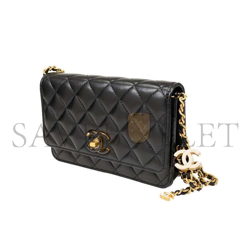 CHANEL ON-CHAIN WALLET SHINY LAMBSKIN AP3938 (19.5*12*5.5cm)