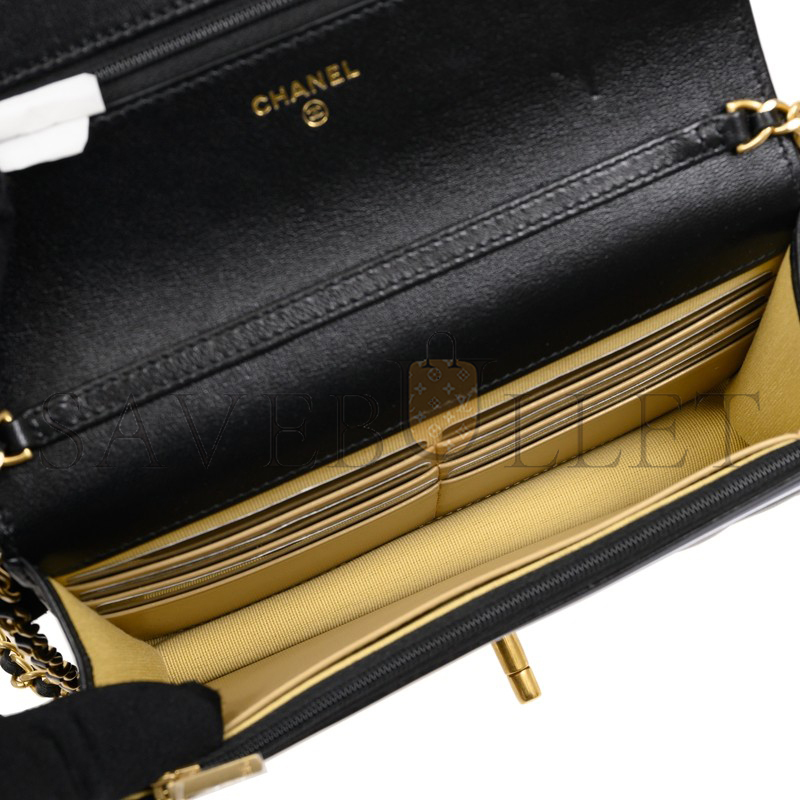 CHANEL ON-CHAIN WALLET SHINY LAMBSKIN AP3938 (19.5*12*5.5cm)